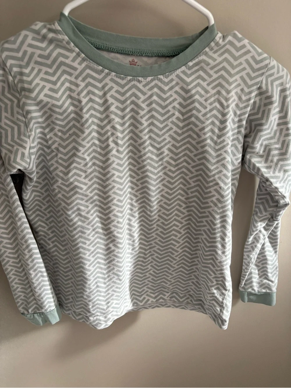 Boutique Marie Nicole Kids Long Sleeve Pajama Set in Light Sage/ Gray Chevron